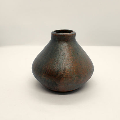 Ashen Grace Vases of Earth Collection